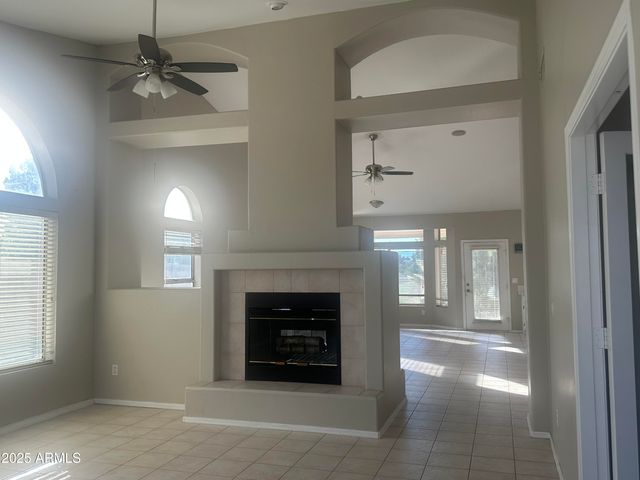 1755 W ASPEN Avenue, Gilbert, AZ 85233