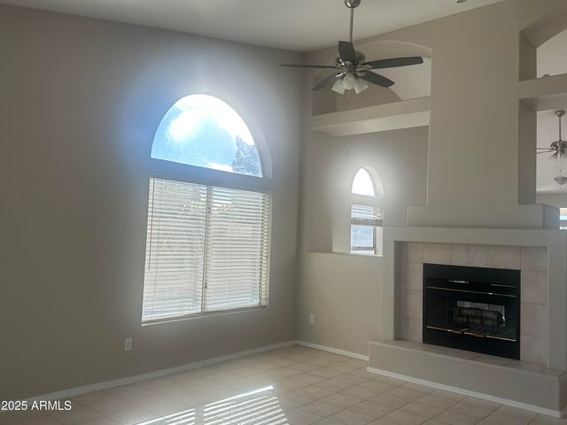 1755 W ASPEN Avenue, Gilbert, AZ 85233