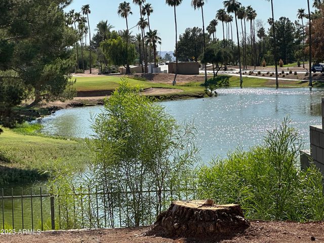 1755 W ASPEN Avenue, Gilbert, AZ 85233