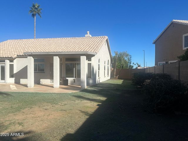 1755 W ASPEN Avenue, Gilbert, AZ 85233