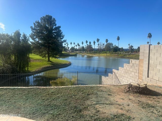 1755 W ASPEN Avenue, Gilbert, AZ 85233