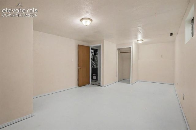 1915 Sussex Lane, Colorado Springs, CO 80909