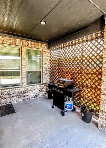 5920 Halls Lake Loop, Fort Worth, TX 76179