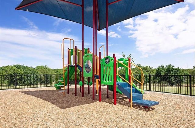 5920 Halls Lake Loop, Fort Worth, TX 76179