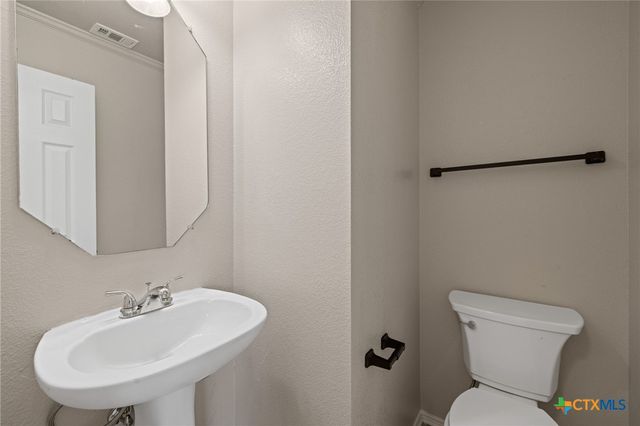 2204 Vernice Drive, Copperas Cove, TX 76522