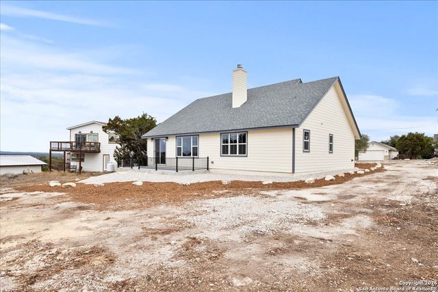 1190 Fernwood, Fischer, TX 78623