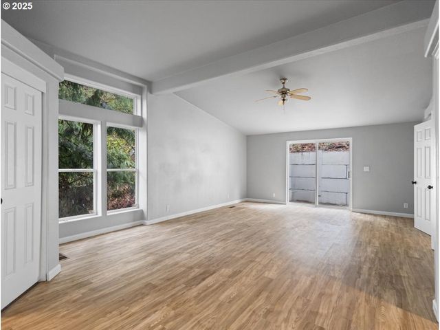 15224 Se GLADSTONE St, Portland, OR 97236