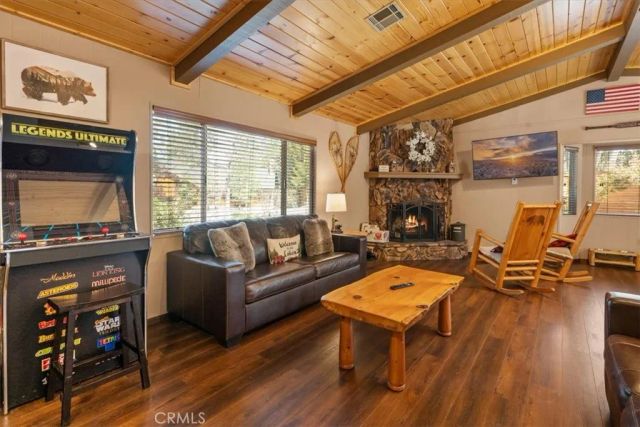 241 Wren, Big Bear Lake, CA 92315