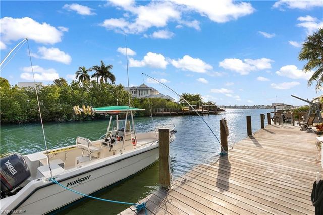 1360 Chesapeake AVE, Naples, FL 34102