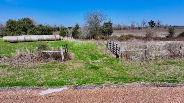 TBD 2 Hills Road, Carmine, TX 78932