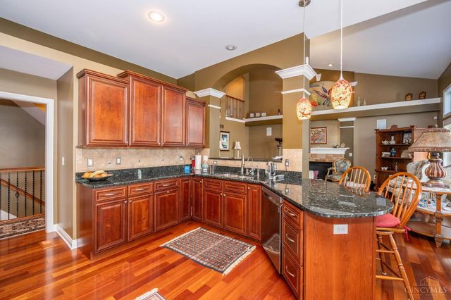 1379 Shaker Run Boulevard, Turtle Creek Twp, OH 45036