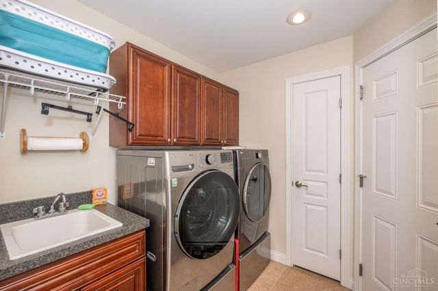 1379 Shaker Run Boulevard, Turtle Creek Twp, OH 45036