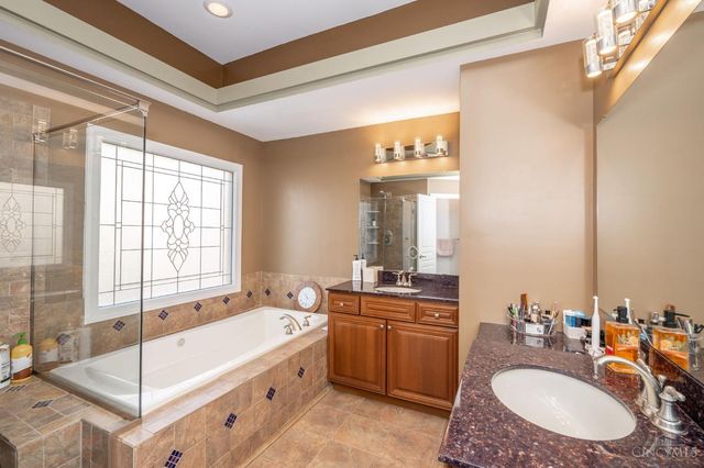 1379 Shaker Run Boulevard, Turtle Creek Twp, OH 45036