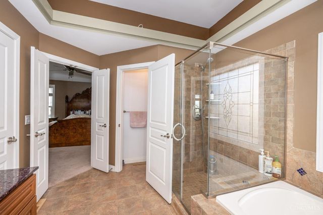 1379 Shaker Run Boulevard, Turtle Creek Twp, OH 45036