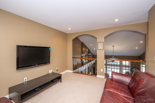 1379 Shaker Run Boulevard, Turtle Creek Twp, OH 45036