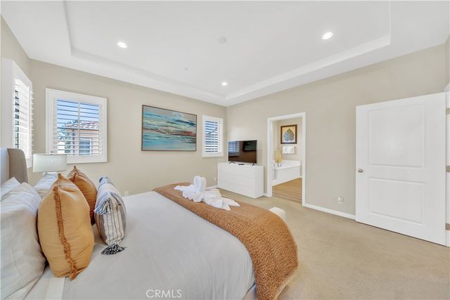 75 Gardenstone Path, Irvine, CA 92620