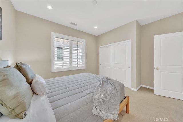 75 Gardenstone Path, Irvine, CA 92620