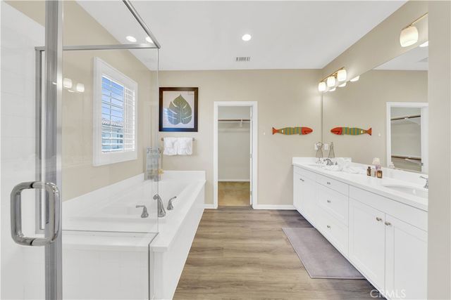75 Gardenstone Path, Irvine, CA 92620