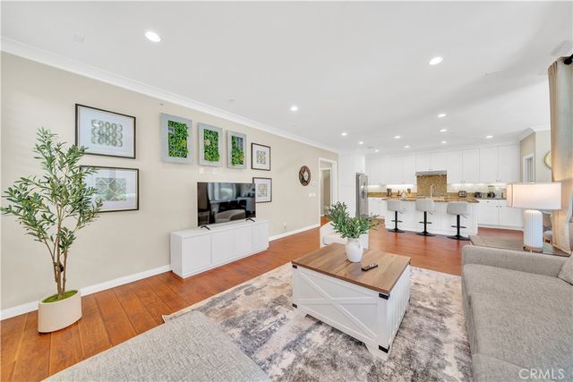 75 Gardenstone Path, Irvine, CA 92620