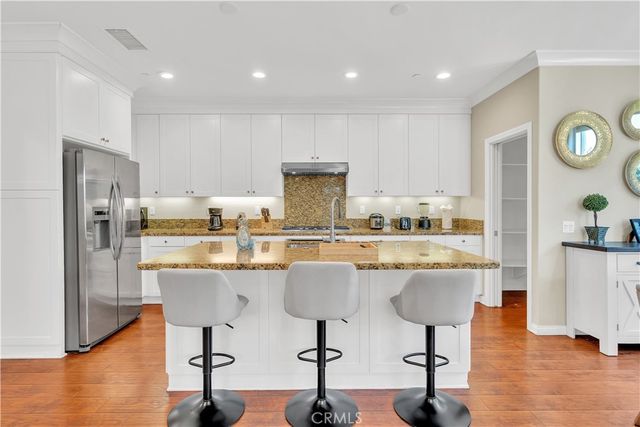 75 Gardenstone Path, Irvine, CA 92620