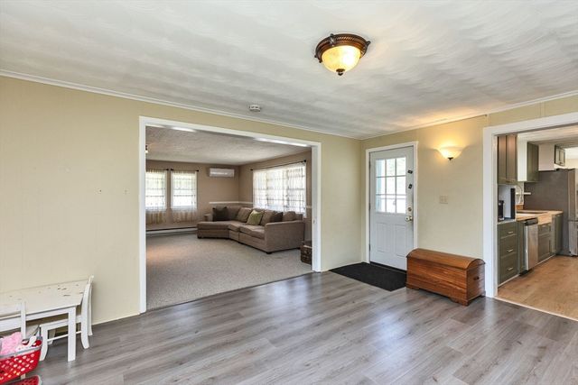 1 Derringer Rd, Chelmsford, MA 01824