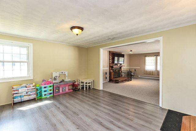 1 Derringer Rd, Chelmsford, MA 01824