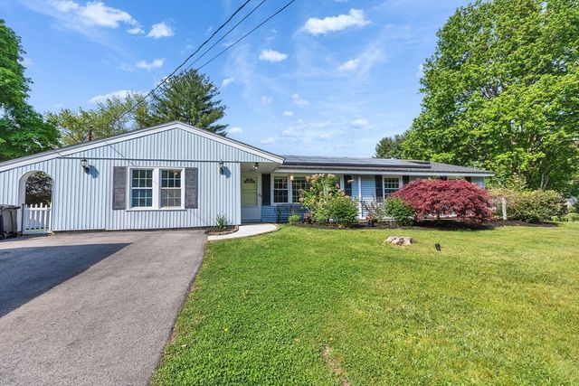 1 Derringer Rd, Chelmsford, MA 01824