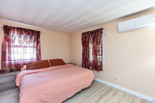 1 Derringer Rd, Chelmsford, MA 01824