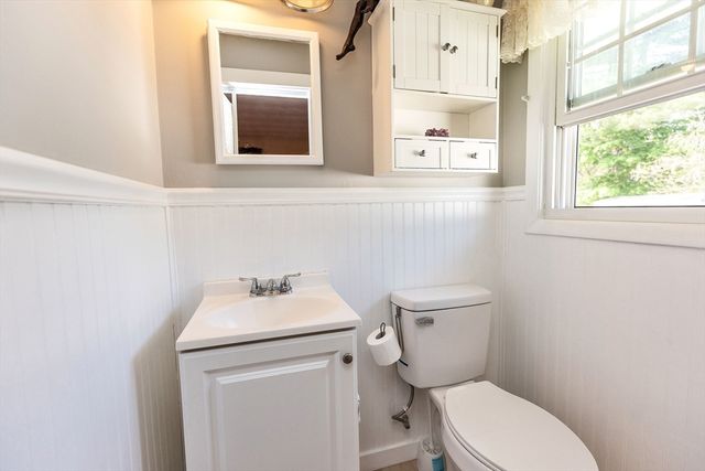 1 Derringer Rd, Chelmsford, MA 01824