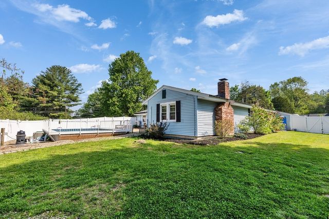 1 Derringer Rd, Chelmsford, MA 01824