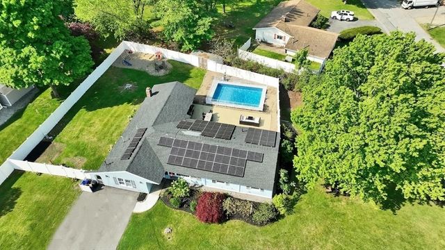 1 Derringer Rd, Chelmsford, MA 01824