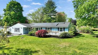 1 Derringer Rd, Chelmsford, MA 01824