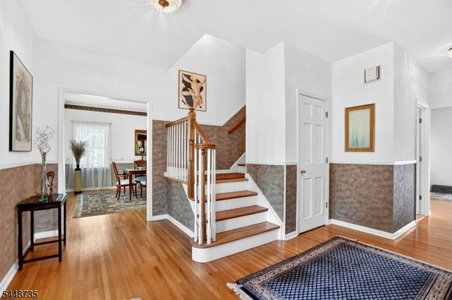 905 Kip Ln, Branchburg Twp., NJ 08853