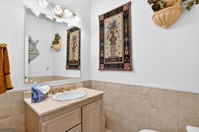 905 Kip Ln, Branchburg Twp., NJ 08853