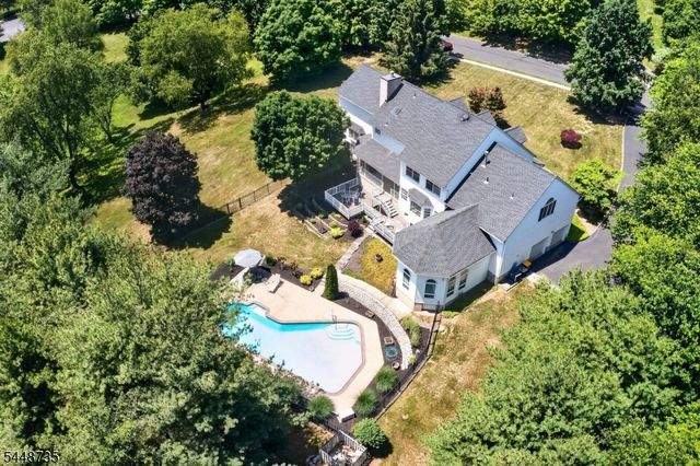 905 Kip Ln, Branchburg Twp., NJ 08853