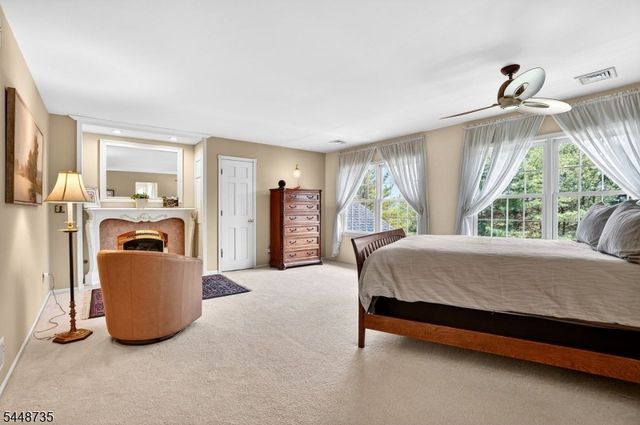 905 Kip Ln, Branchburg Twp., NJ 08853