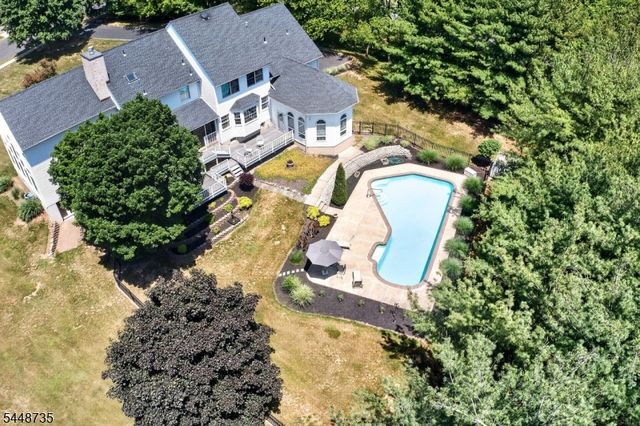 905 Kip Ln, Branchburg Twp., NJ 08853