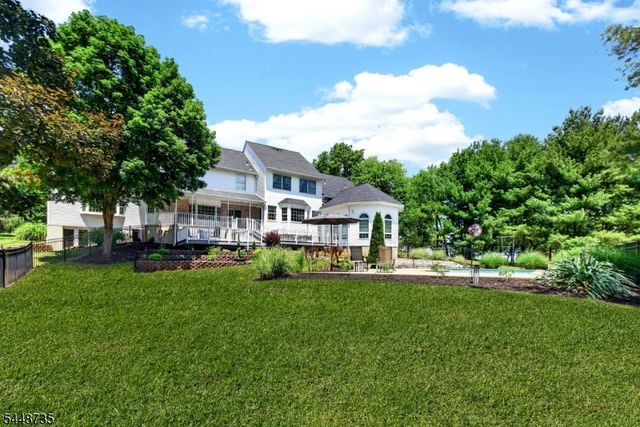 905 Kip Ln, Branchburg Twp., NJ 08853