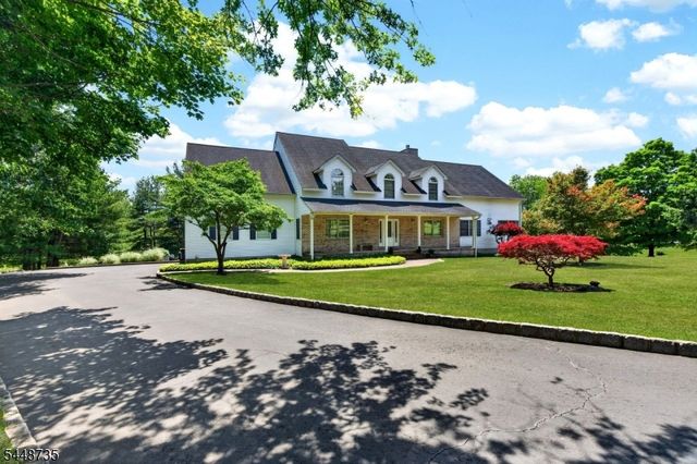 905 Kip Ln, Branchburg Twp., NJ 08853