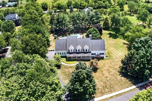 905 Kip Ln, Branchburg Twp., NJ 08853
