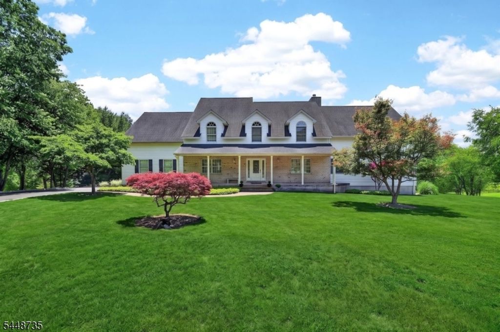 905 Kip Ln, Branchburg Twp., NJ 08853