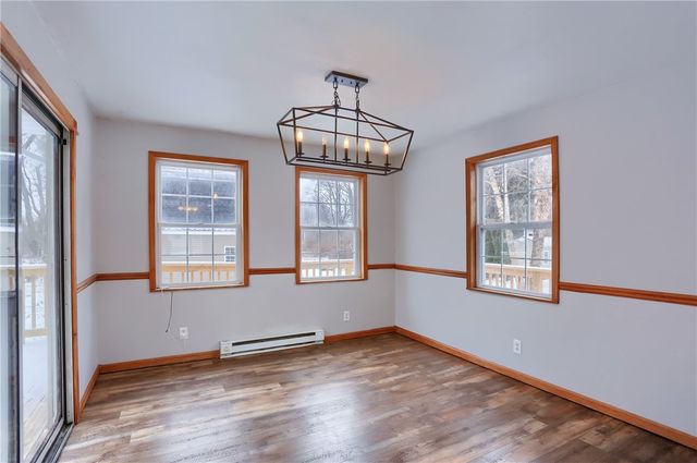 16 Birch Dr, Hempfield Twp, PA 16125