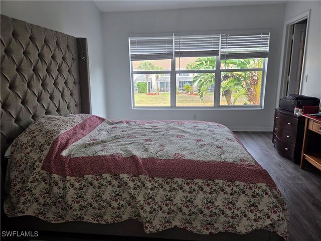 977 Hampton CIR 118, Naples, FL 34105