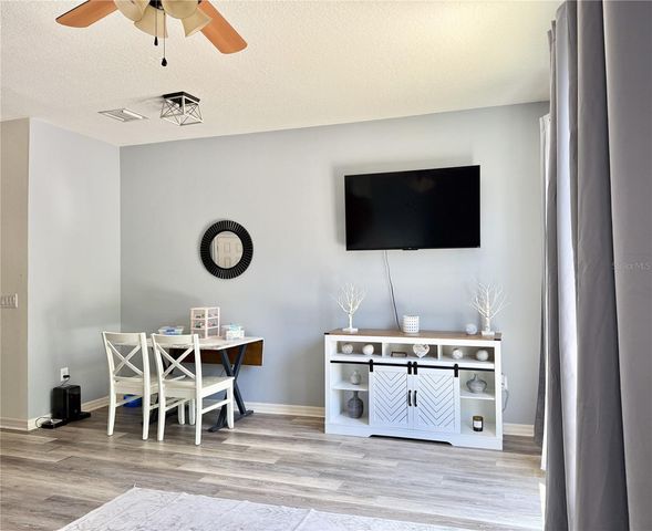 6956 TOWNE LAKE ROAD, Riverview, FL 33578