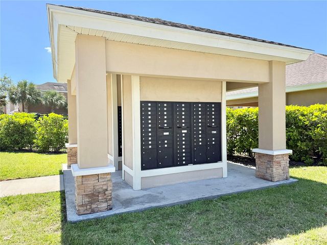 6956 TOWNE LAKE ROAD, Riverview, FL 33578