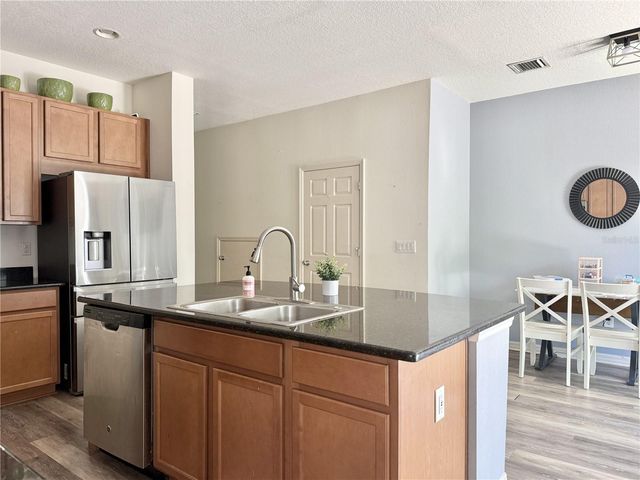 6956 TOWNE LAKE ROAD, Riverview, FL 33578