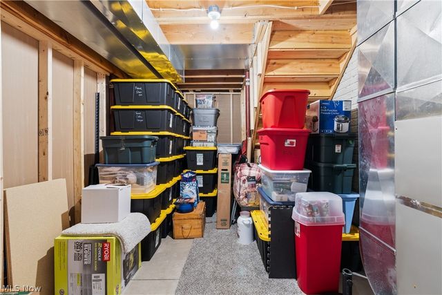 1885 Faye Road, Akron, OH 44306