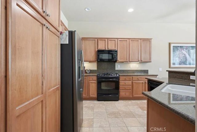 19423 Crystal Springs Lane, Apple Valley, CA 92308