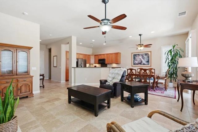 19423 Crystal Springs Lane, Apple Valley, CA 92308