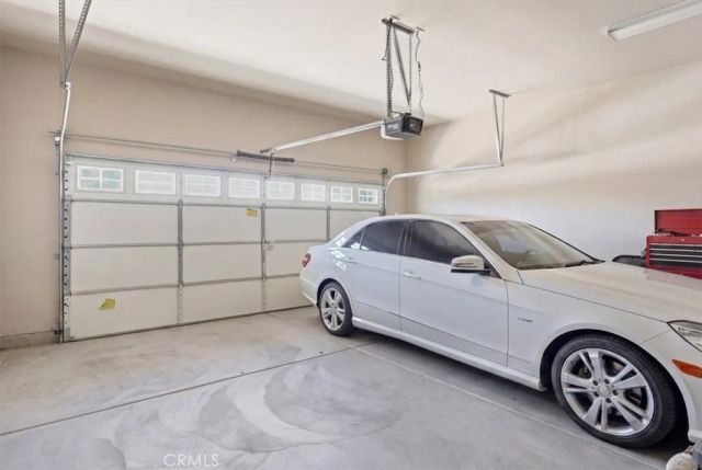 19423 Crystal Springs Lane, Apple Valley, CA 92308